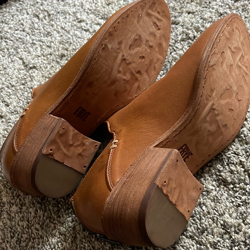 Frye Carson Shootie - image 1